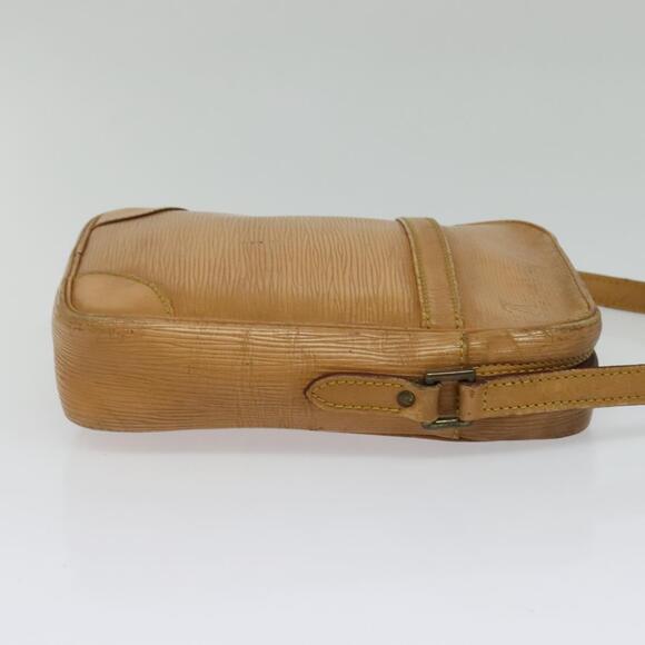 LOUIS VUITTON Epi Danube Shoulder Bag Beige M11910 - Picture 5 of 13